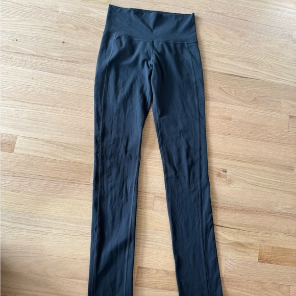 Dark Grey Lulu Pants sz 6 - Picture 2 of 3